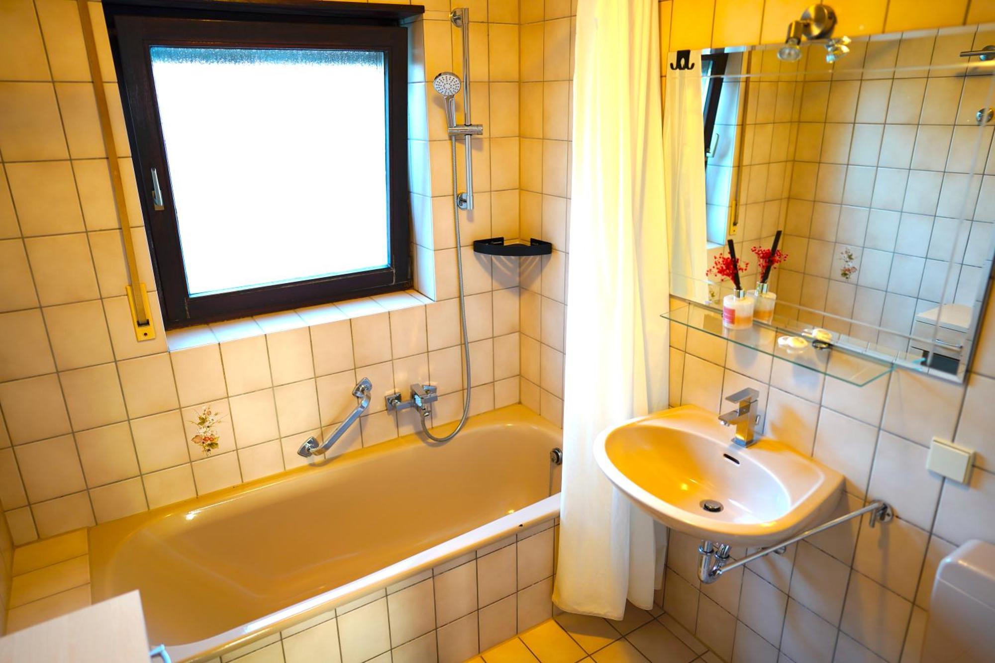 Grosse Ferienwohnung, Apartment In Leimen Wehome Komfort エクステリア 写真